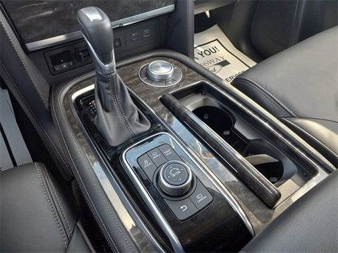 Used 2024 Nissan Armada Platinum w/ Captain's Chairs Package image 25