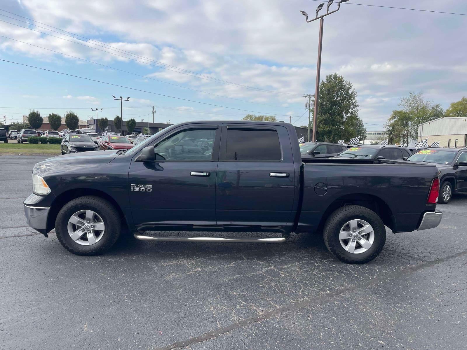 Used 2013 RAM 1500 Classic SLT w/ Remote Start & Security Group RWD image 4