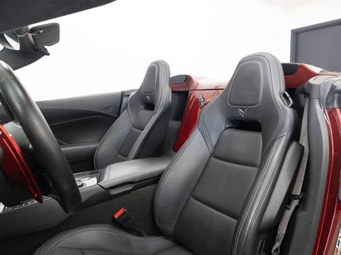 Used 2016 Chevrolet Corvette Z06 w/ 3LZ Preferred Equipment Group RWD image 5