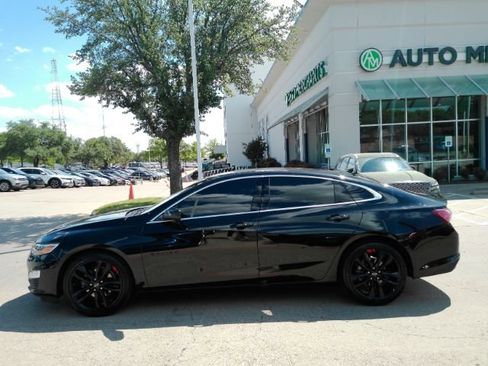 Used 2023 Chevrolet Malibu LT w/ Redline Edition image 10