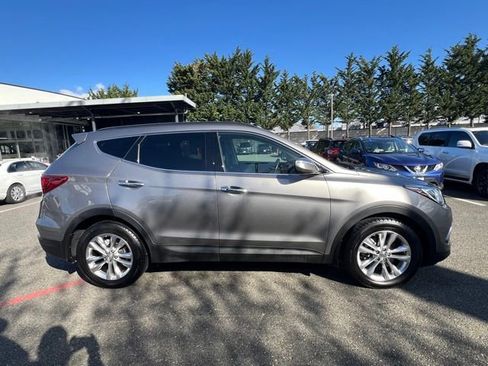 Used 2018 Hyundai Santa Fe Sport 2.0T image 8