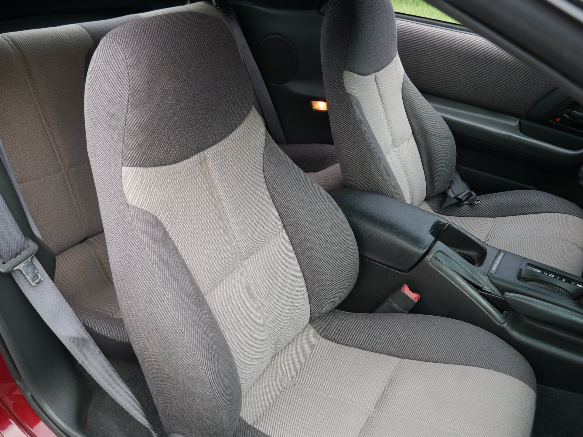 Used 1994 Chevrolet Camaro Z28 RWD image 81