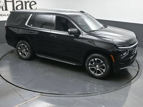 New 2026 Chevrolet Tahoe LS w/ LPO, Dark Essentials Package AWD/4WD image 17
