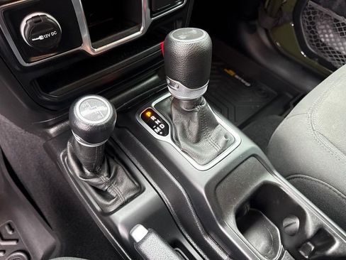 Used 2021 Jeep Wrangler Unlimited Sport AWD/4WD image 24