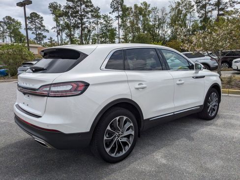 Certified 2023 Lincoln Nautilus Reserve w/ Equipment Group 201A image 5