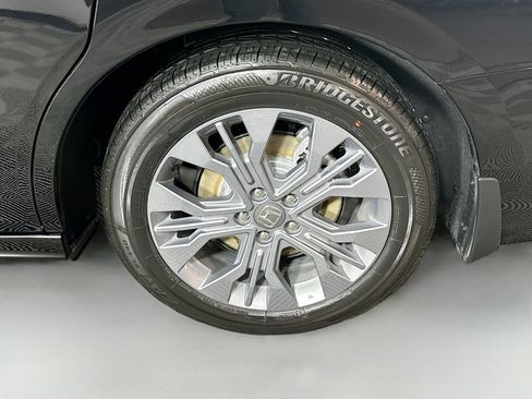 New 2026 Honda Odyssey Touring image 34