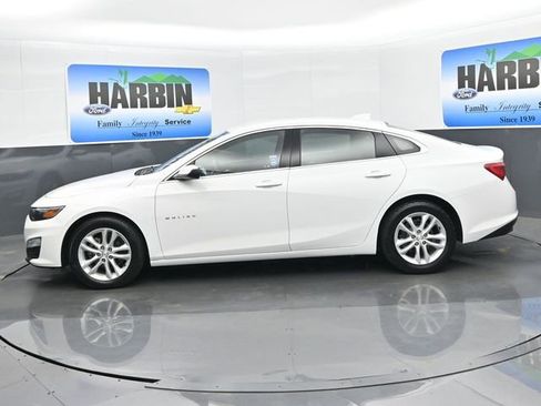 Used 2024 Chevrolet Malibu LT FWD image 2