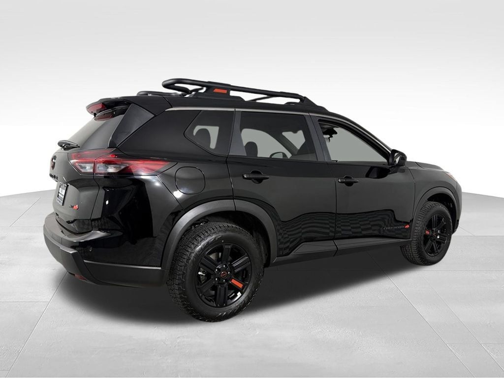 Used 2026 Nissan Rogue SV AWD/4WD image 7