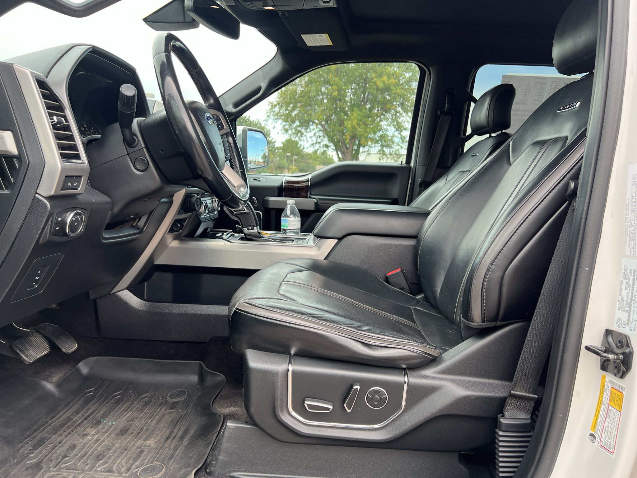 Used 2017 Ford F150 Platinum w/ Technology Package AWD/4WD image 11