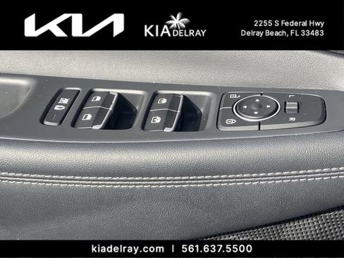 Used 2019 Hyundai Santa Fe FWD image 17