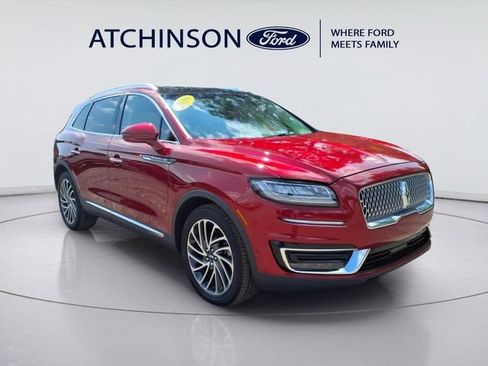 Used 2019 Lincoln Nautilus Reserve AWD/4WD image 3