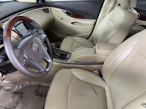 Used 2010 Buick LaCrosse CXS image 4