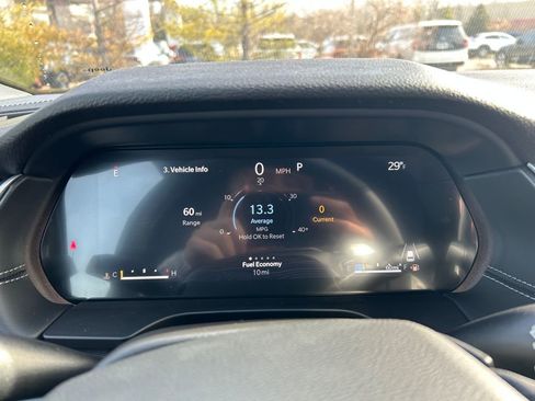 New 2025 Jeep Grand Cherokee Altitude image 11