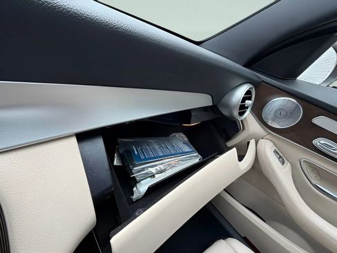 Used 2019 Mercedes-Benz C 300 C 300 Sedan 4D image 33