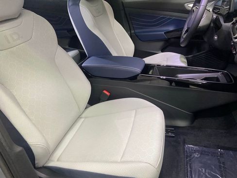 New 2026 Volkswagen ID.4 Pro S image 7