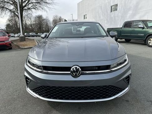 New 2026 Volkswagen Jetta SE image 8