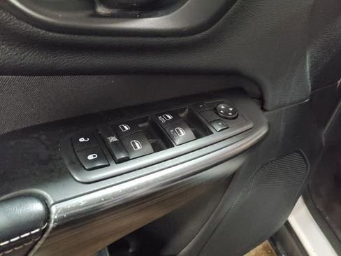 Used 2014 Jeep Cherokee Latitude w/ Comfort/Convenience Group image 20