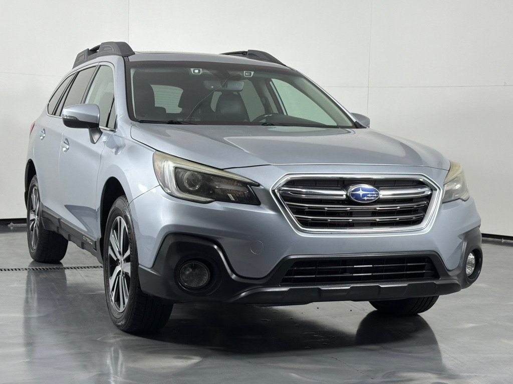 Used 2019 Subaru Outback 2.5i Limited AWD/4WD image 3