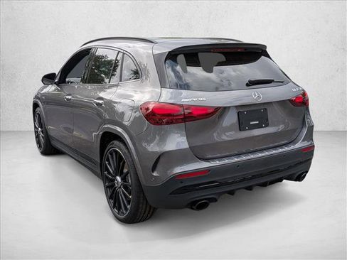 New 2026 Mercedes-Benz GLA 35 AMG 4MATIC image 8