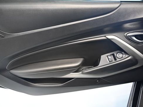 Used 2016 Chevrolet Camaro LT RWD image 29