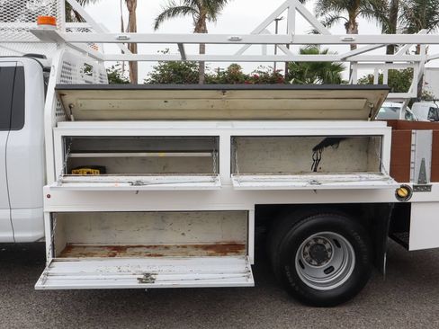Used 2020 Ford F350 XL w/ Power Equipment Group RWD image 6