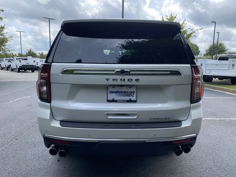 Used 2022 Chevrolet Tahoe Premier AWD/4WD image 8