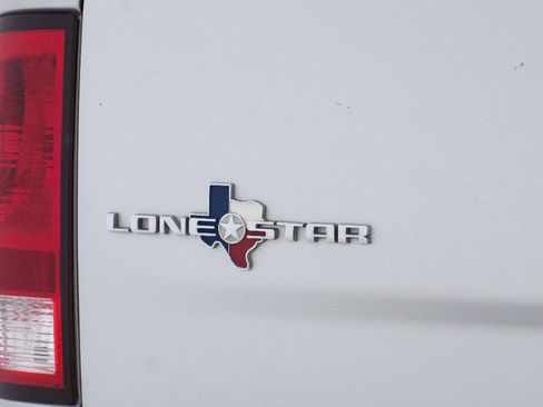 Used 2017 RAM 1500 Lone Star RWD image 17