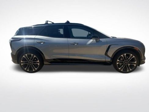 New 2026 Chevrolet Blazer EV SS image 6