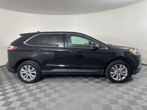 Used 2022 Ford Edge Titanium w/ Equipment Group 301A image 2
