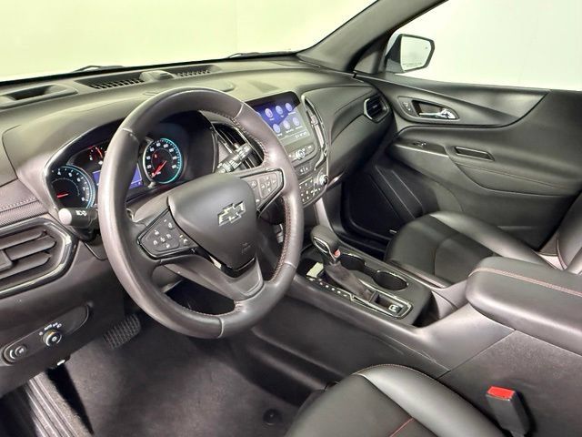 Used 2022 Chevrolet Equinox RS w/ RS Leather Package FWD image 15