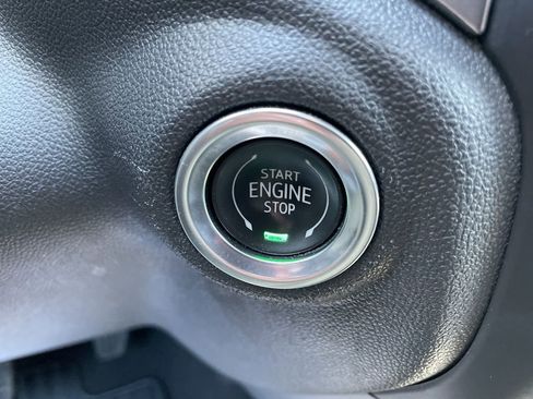 Used 2021 Chevrolet Silverado 1500 LT image 25