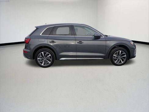 Certified 2023 Audi Q5 2.0T Premium w/ Convenience Package image 6