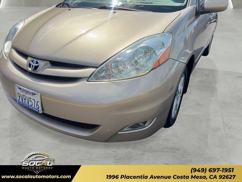 Used 2006 Toyota Sienna XLE w/ XLE Pkg 5 FWD image 30