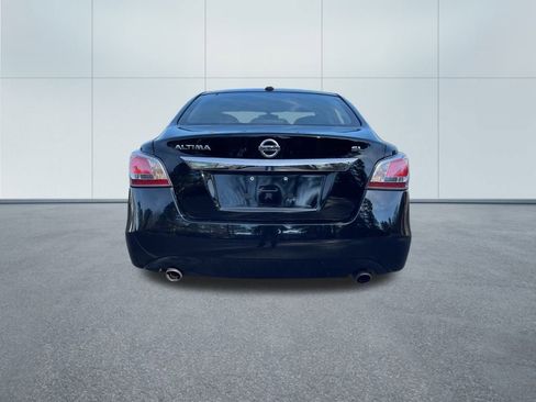 Used 2015 Nissan Altima 2.5 SL w/ Technology Package image 6
