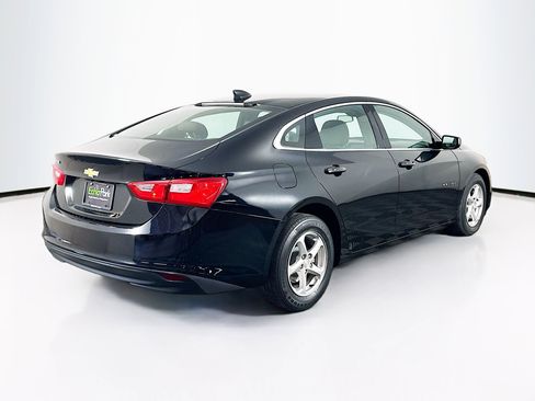Used 2018 Chevrolet Malibu LS image 9