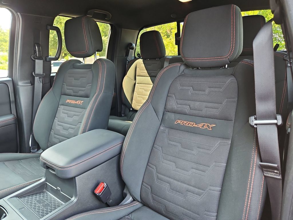 Used 2023 Nissan Frontier PRO-4X w/ Pro Convenience Package AWD/4WD image 23