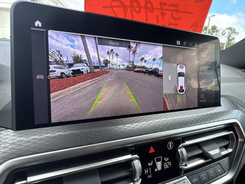 Certified 2025 BMW X4 xDrive30i w/ Premium Package image 24