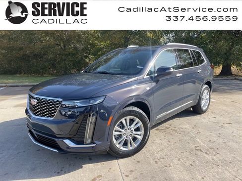 New 2025 Cadillac XT6 Luxury image 1