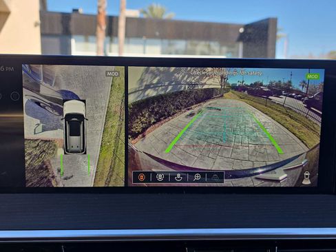 Certified 2025 INFINITI QX80 Sensory image 19