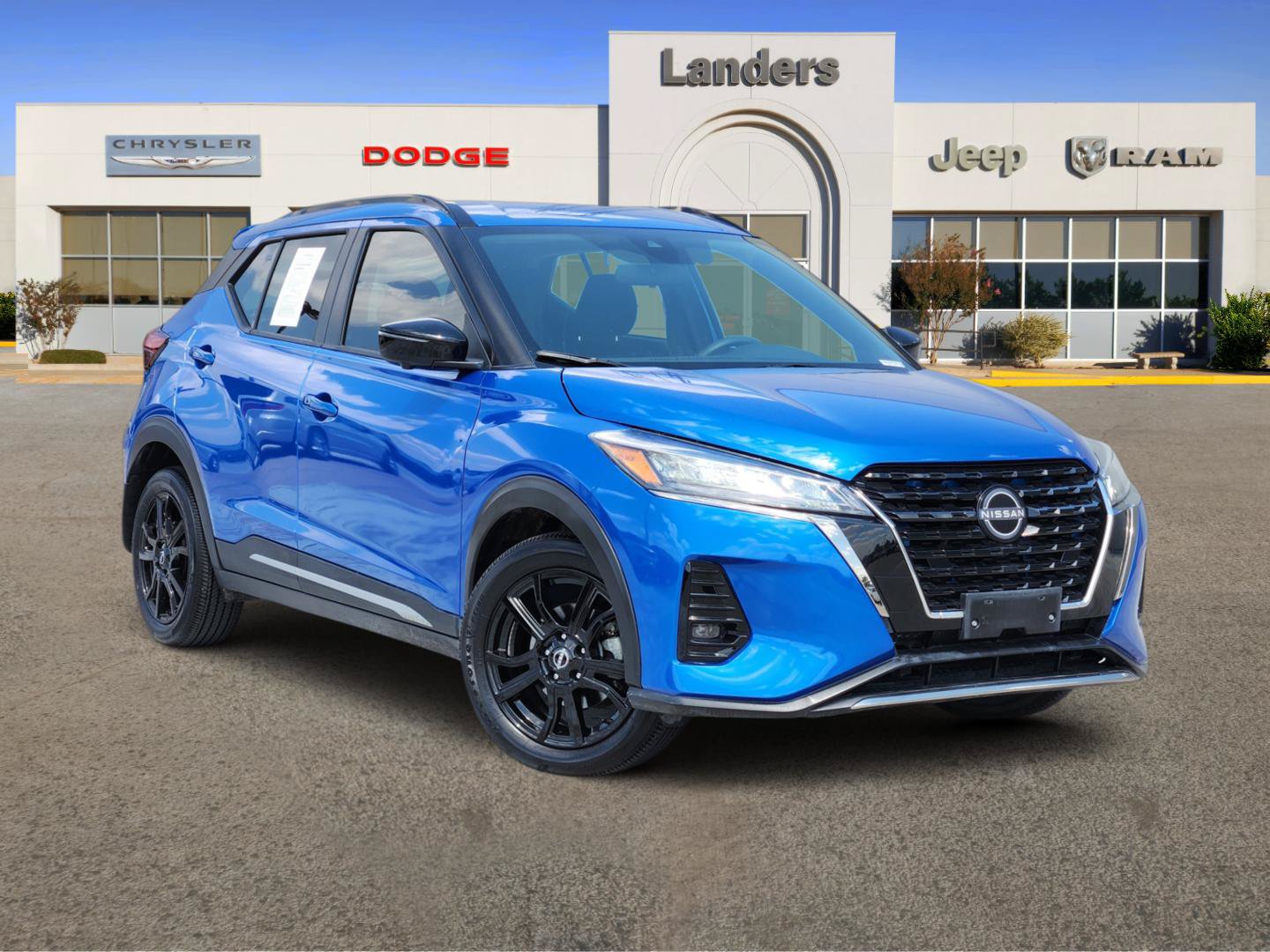 Used 2024 Nissan Kicks SR FWD image 1