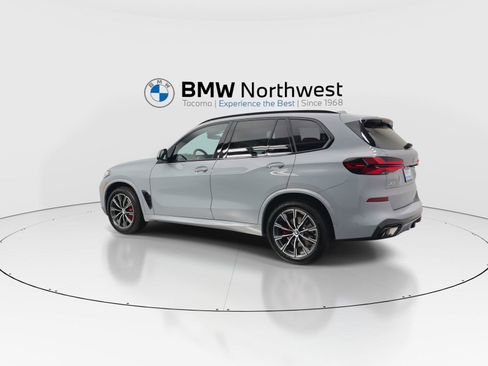 New 2026 BMW X5 xDrive40i w/ M Sport Package AWD/4WD image 12