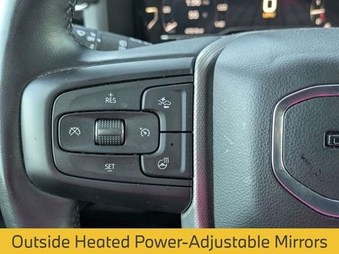 Used 2024 GMC Yukon XL Denali image 19