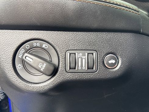 Used 2020 Dodge Challenger R/T image 43