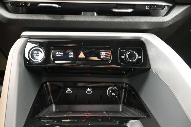New 2026 Audi Q5 Prestige AWD/4WD image 32