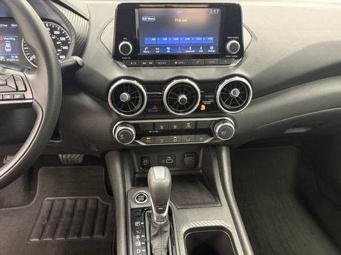 Used 2025 Nissan Sentra S FWD image 19