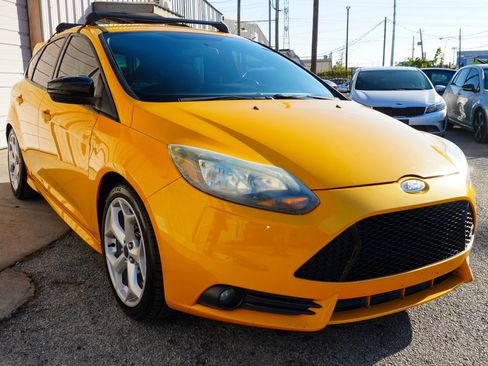 Used 2014 Ford Focus ST image 9
