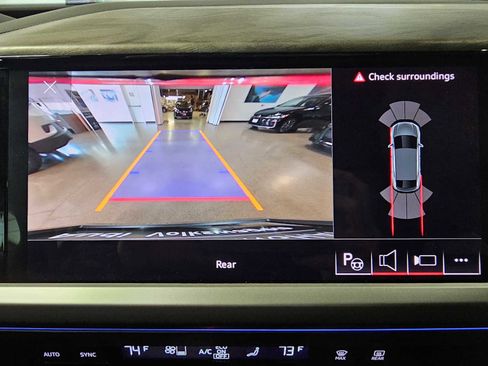 Used 2023 Audi Q4 e-tron Premium Plus w/ Premium Plus image 25