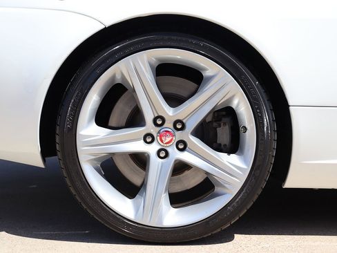 Used 2014 Jaguar XKR R image 40