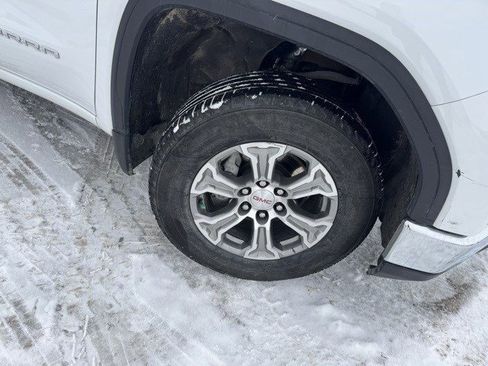 Used 2025 GMC Sierra 1500 SLT image 36