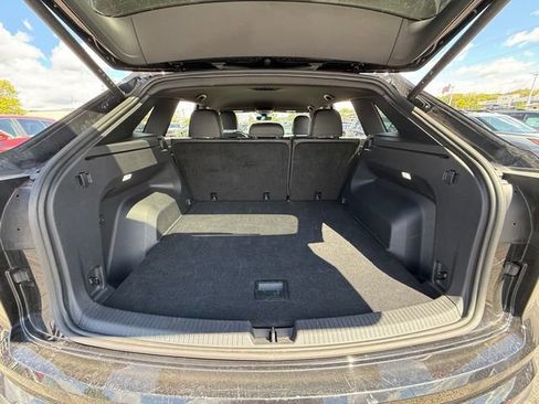 Used 2025 Volkswagen Atlas Cross Sport SE AWD/4WD image 28